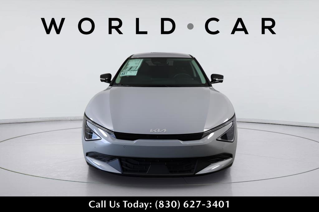New 2025 Kia EV6 Light w/ Light LR Technology Package image 2