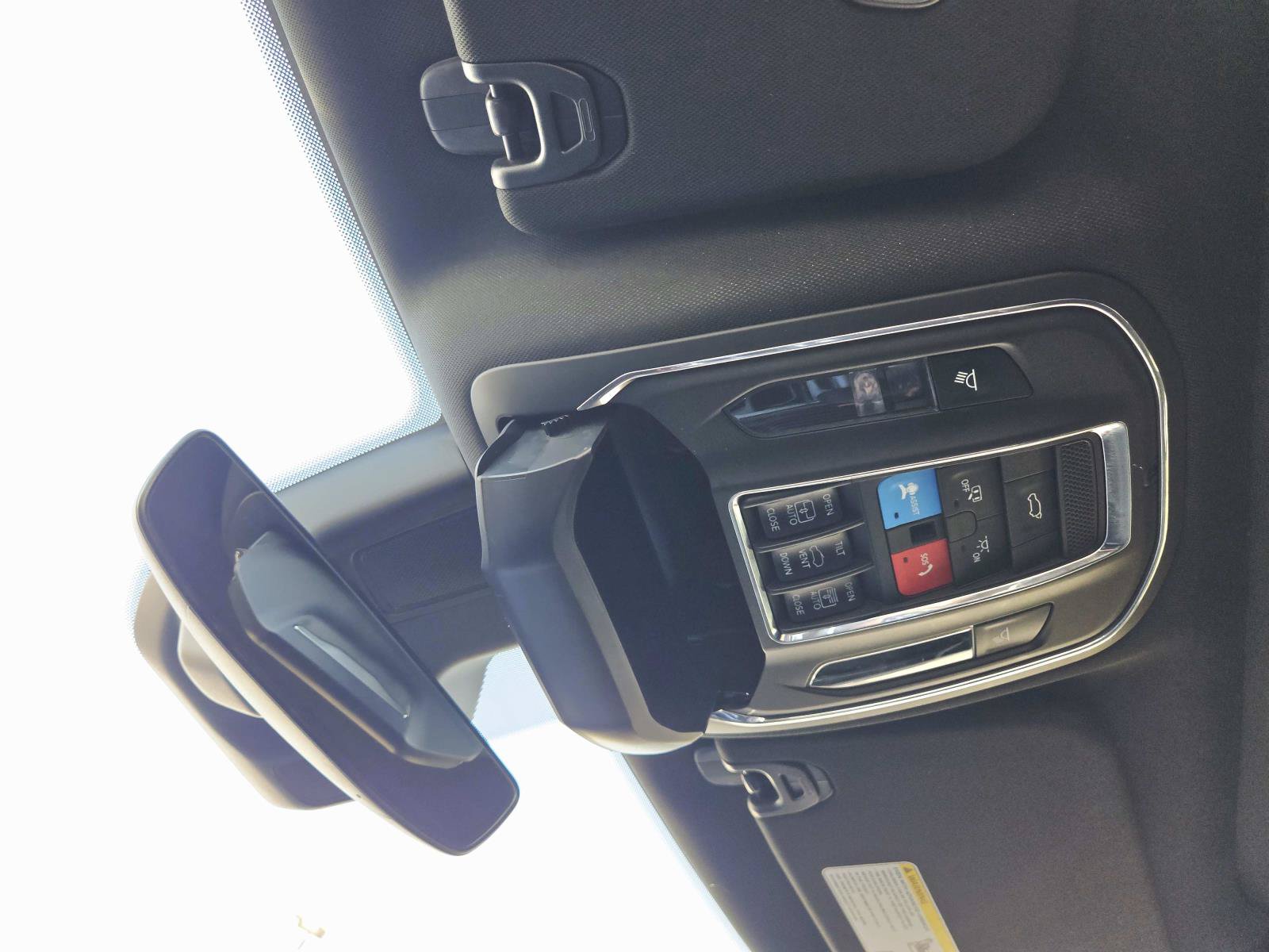 Used 2024 Jeep Wagoneer Series II w/ Convenience Group I AWD/4WD image 38
