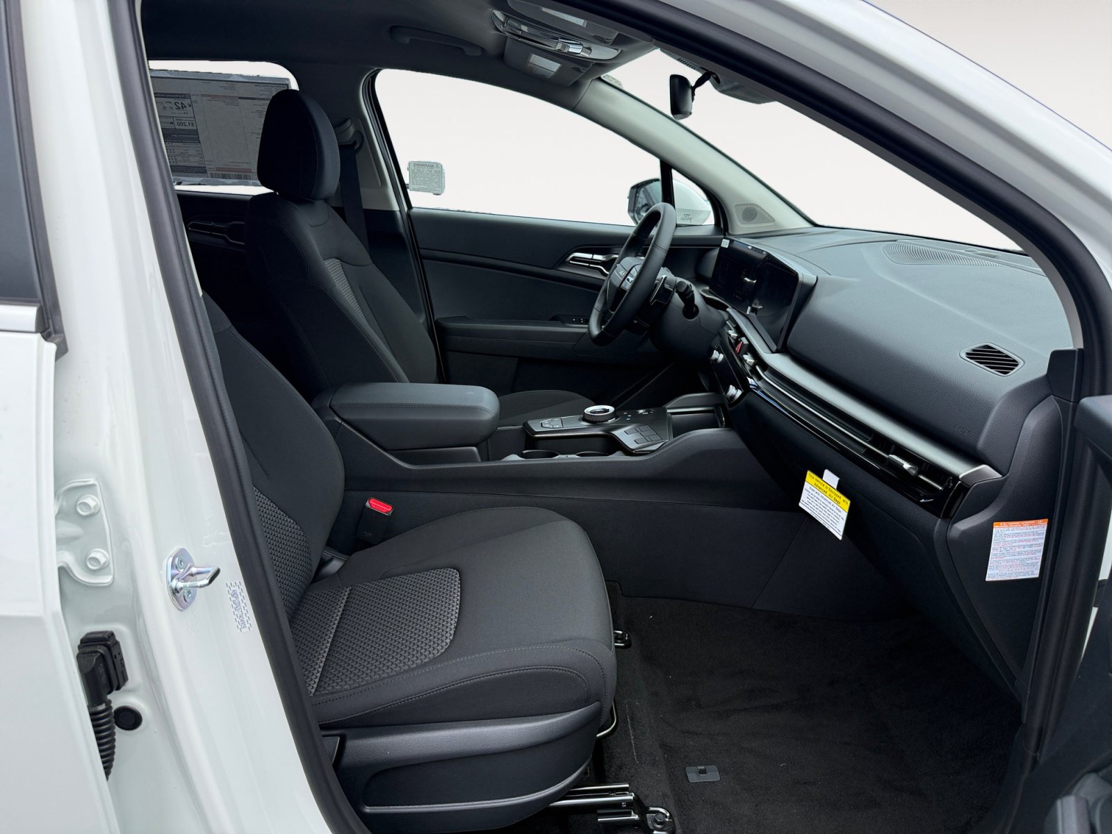 New 2026 Kia Sportage LX FWD image 19