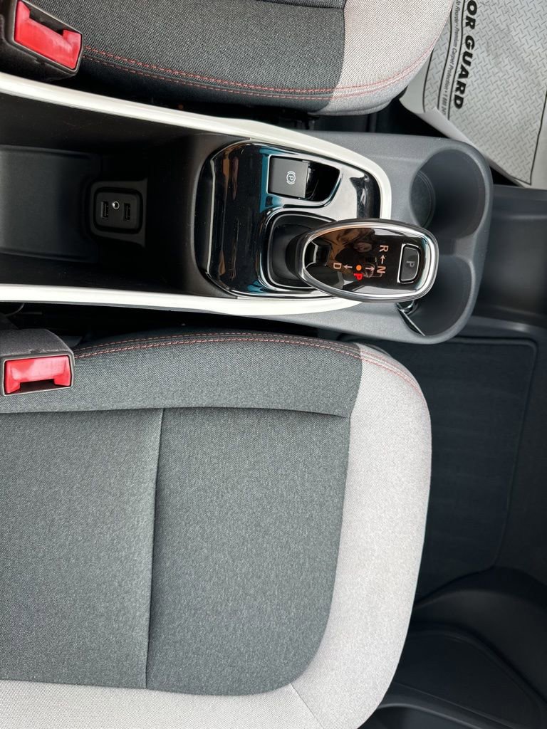 Used 2017 Chevrolet Bolt LT image 19