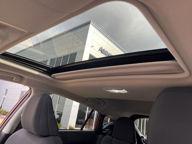 Used 2025 Subaru Crosstrek 2.0i Premium image 21