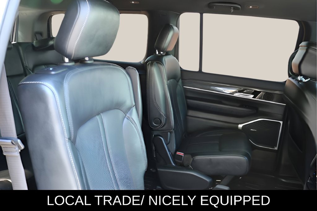Used 2022 Jeep Wagoneer Series III w/ Flexible Seating Group RWD image 15