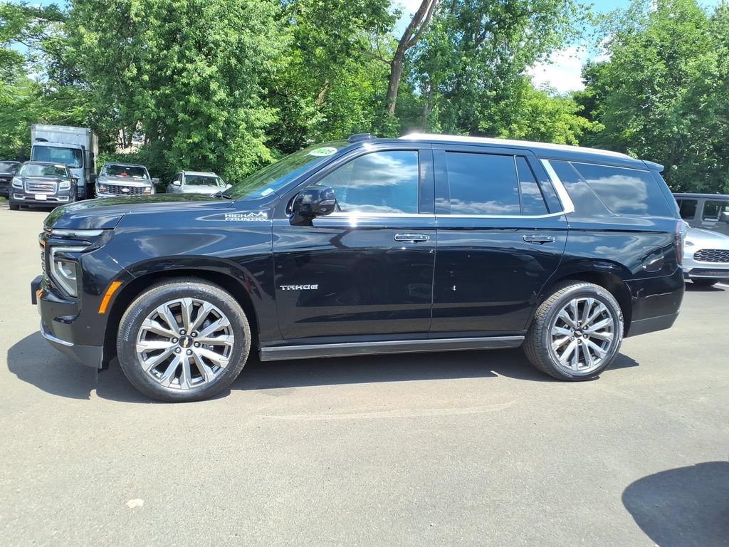 Used 2025 Chevrolet Tahoe High Country AWD/4WD image 23