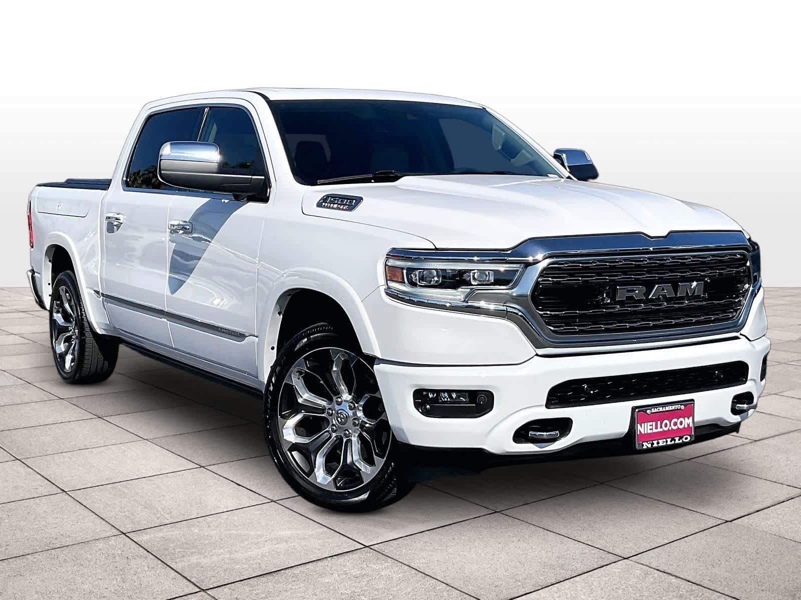 Used 2021 RAM 1500 Limited AWD/4WD image 2