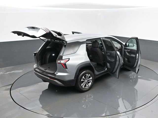 Used 2025 Chevrolet Equinox LT image 26