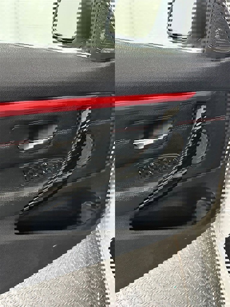 Used 2014 BMW 435i Convertible image 9