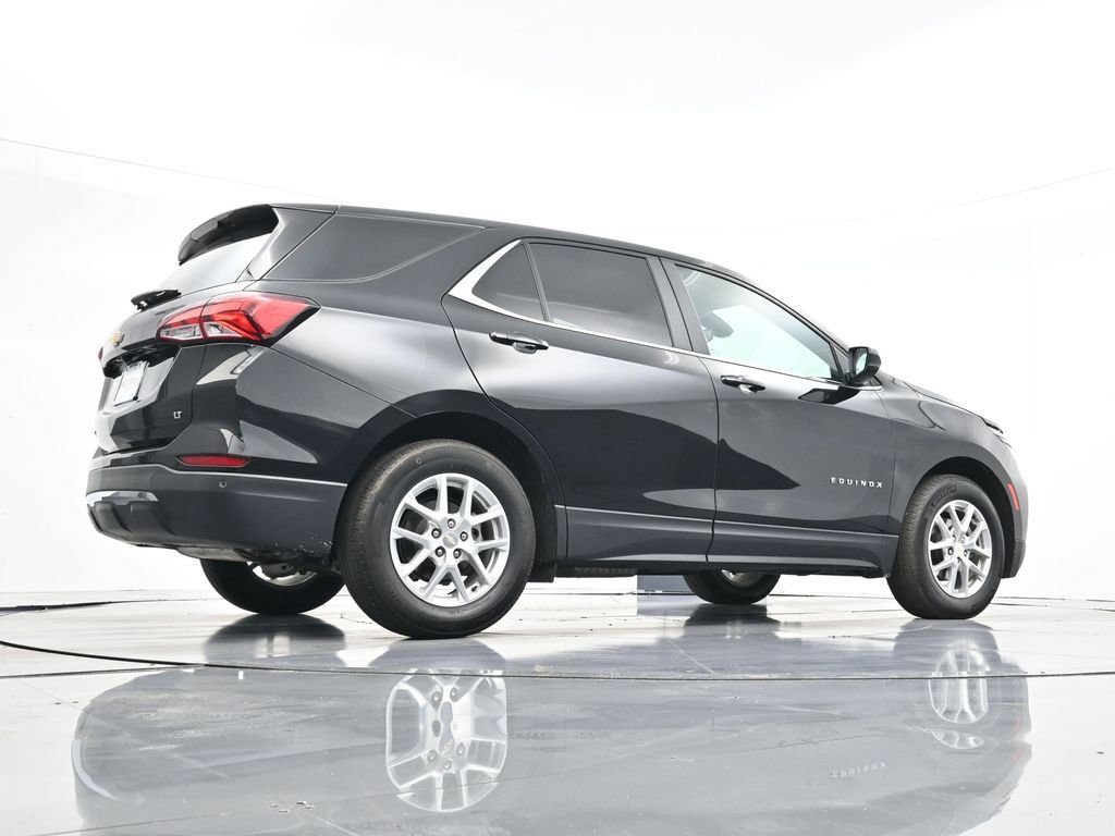 Used 2023 Chevrolet Equinox LT image 33