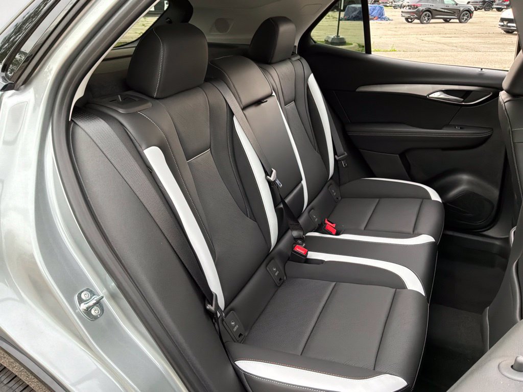 New 2026 Buick Envision Sport Touring AWD/4WD image 29