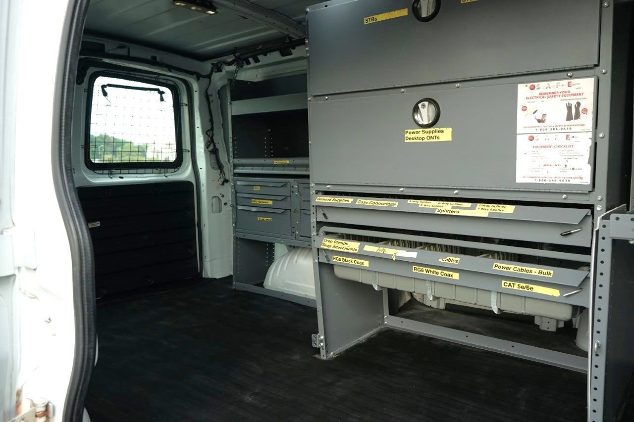 Used 2017 Chevrolet Express 2500 RWD image 16