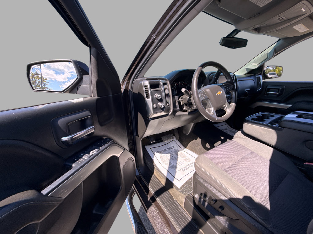 Used 2018 Chevrolet Silverado 1500 LT w/ All Star Edition AWD/4WD image 13