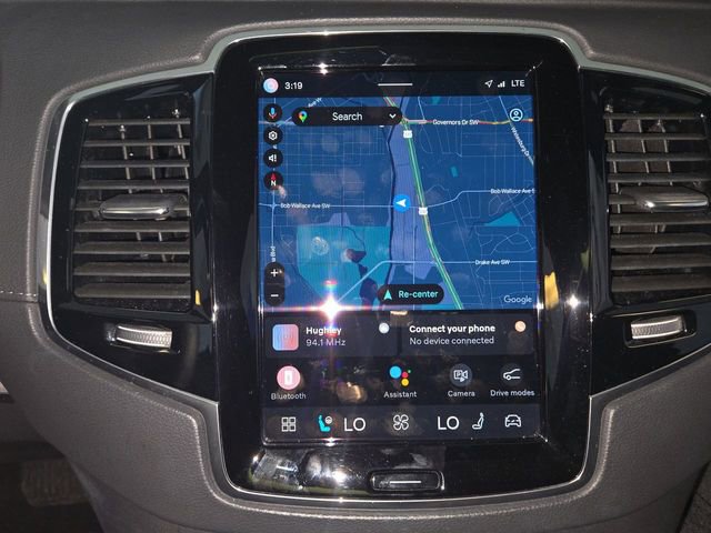 Used 2023 Volvo XC90 B6 Ultimate w/ Protection Package Premier image 18