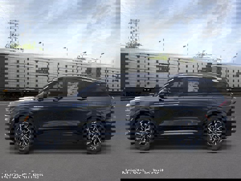 New 2026 Lincoln Nautilus Premier w/ Equipment Group 102A image 25