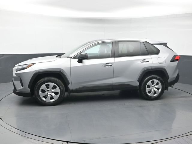 Used 2023 Toyota RAV4 LE image 2