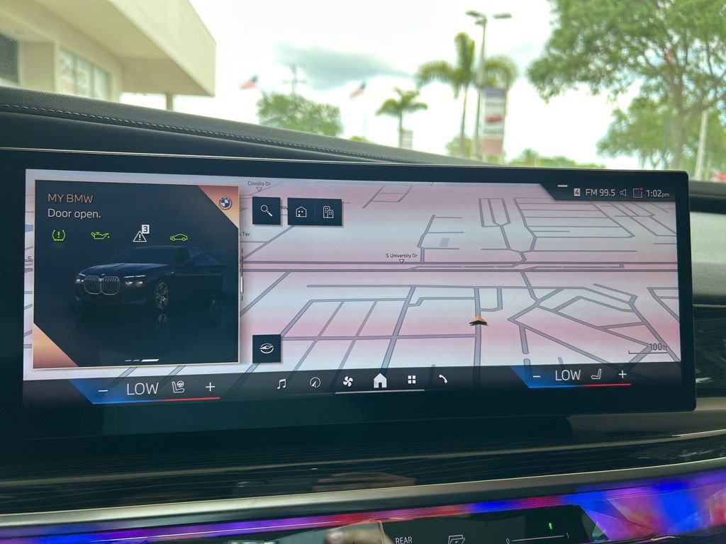 Used 2025 BMW 740i xDrive image 14