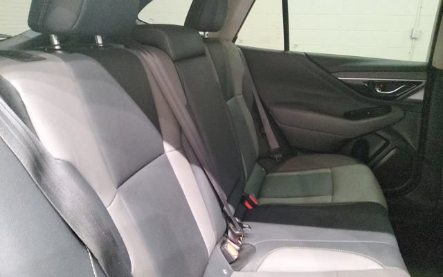 Used 2023 Subaru Outback Onyx Edition AWD/4WD image 18