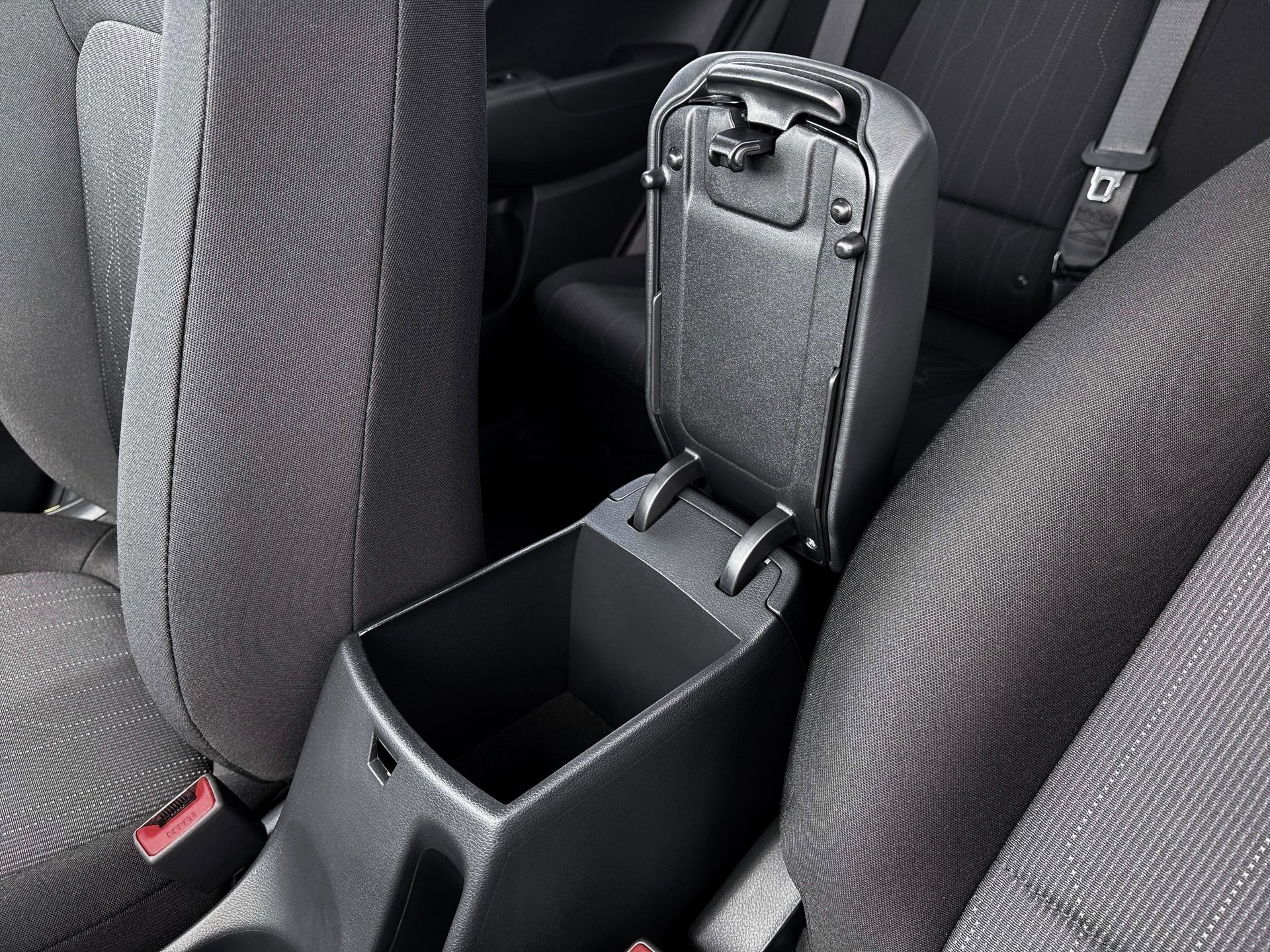 New 2026 Hyundai Venue SE FWD image 18