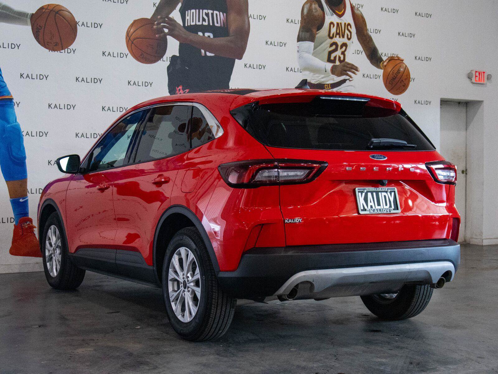 Used 2024 Ford Escape Active FWD image 21