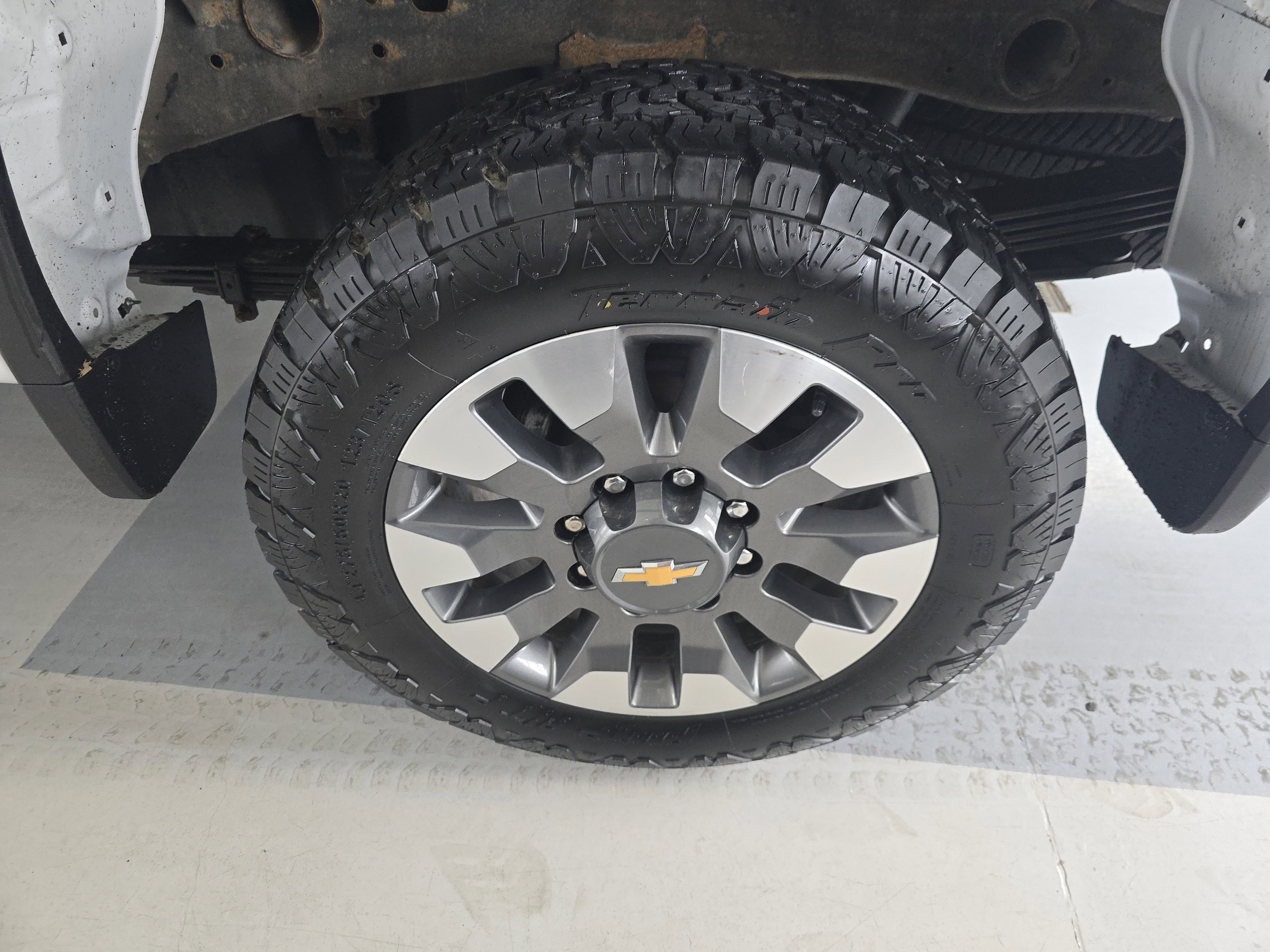 Used 2022 Chevrolet Silverado 2500 Custom w/ Custom Value Package image 10