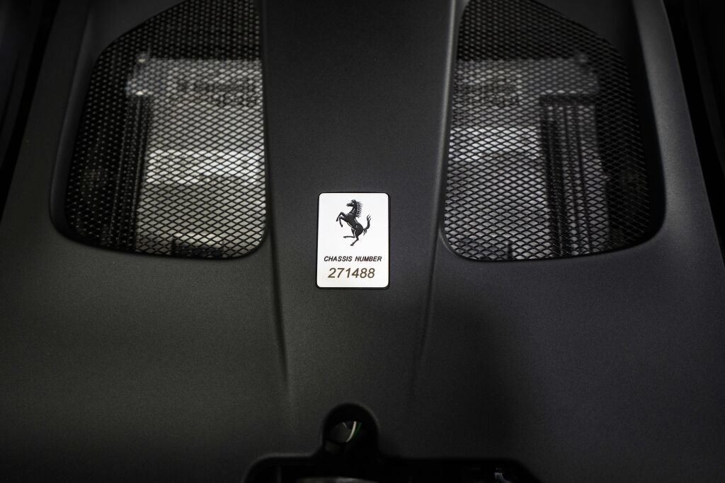 Used 2022 Ferrari 812 GTS RWD image 23