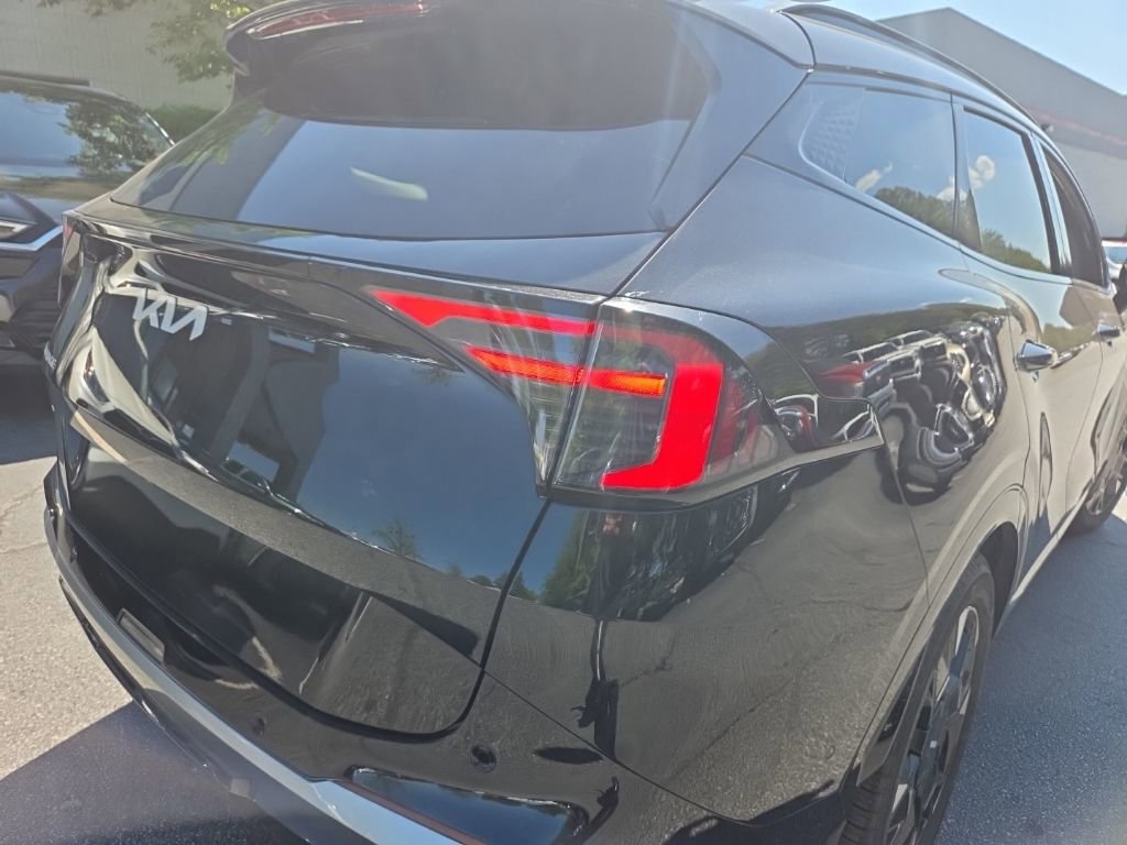 Used 2026 Kia Sportage SX image 11