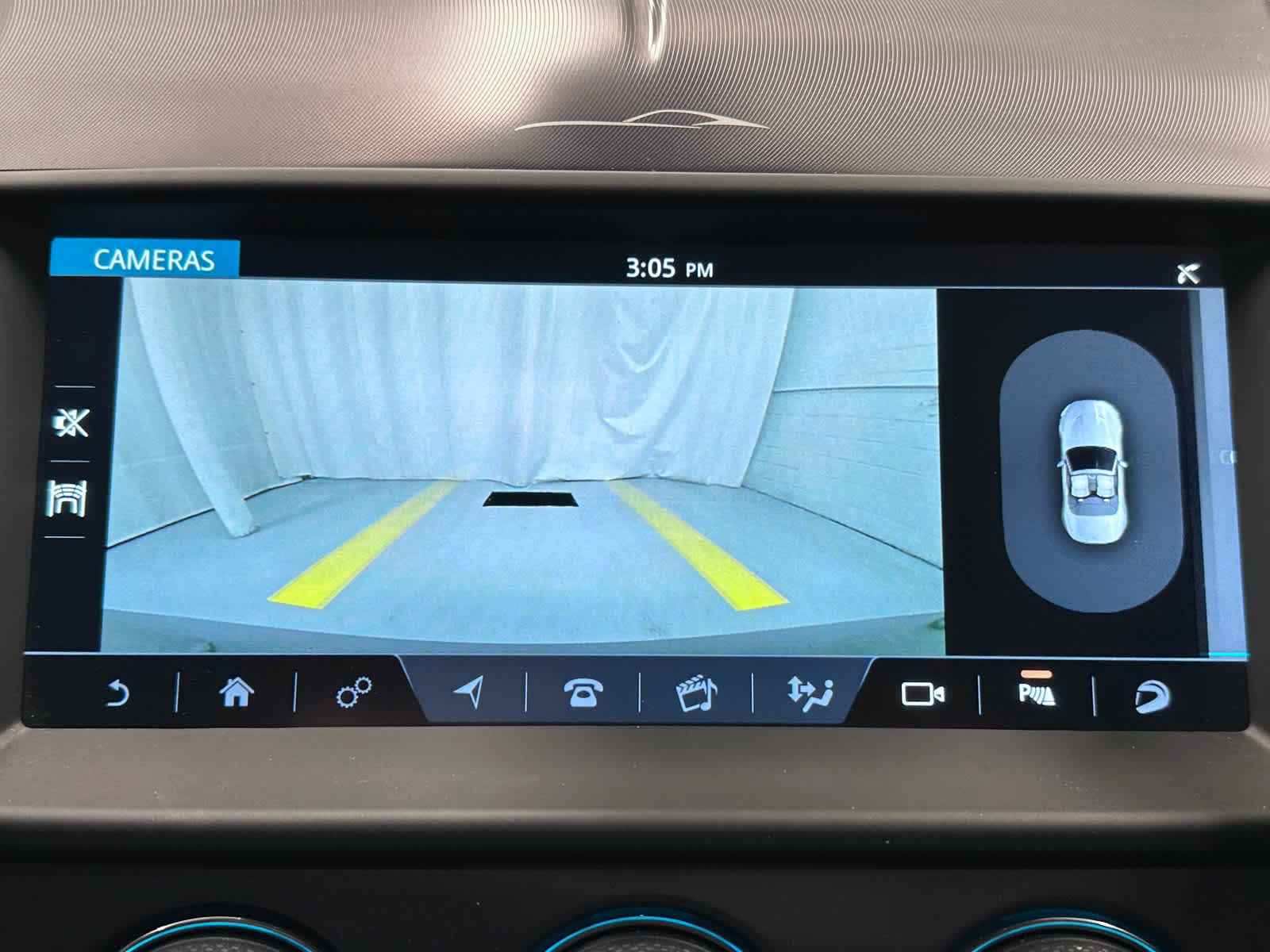 Used 2024 Jaguar F-TYPE R image 38