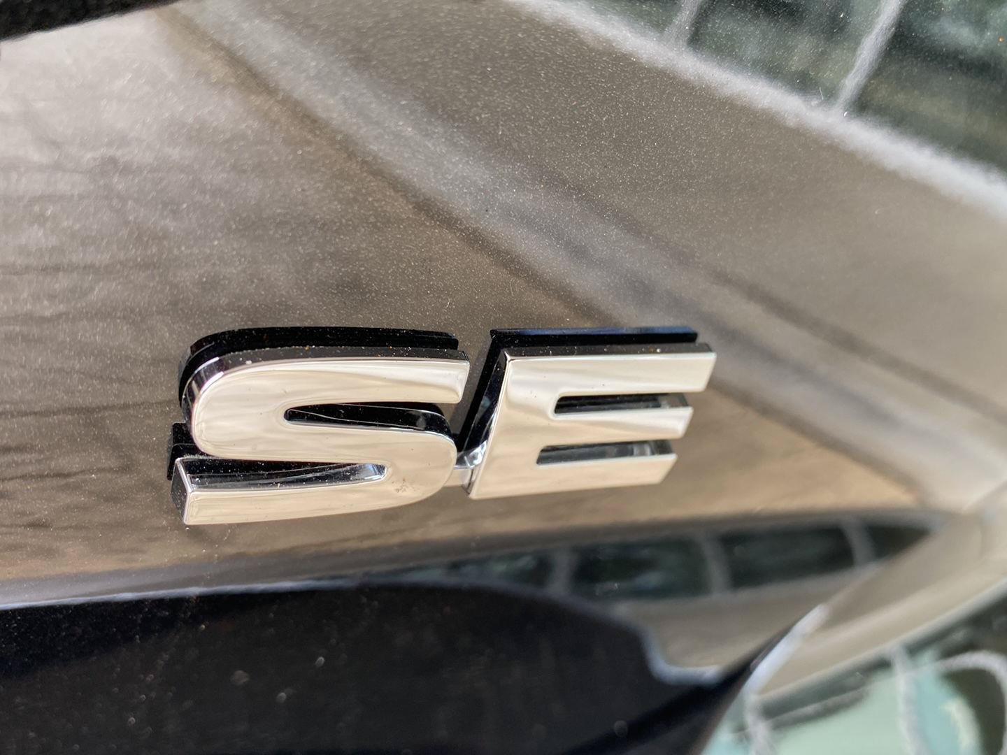 New 2026 Mitsubishi Outlander SE FWD image 9