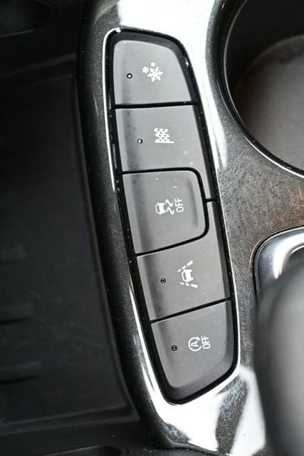 Used 2025 Chevrolet TrailBlazer ACTIV image 35