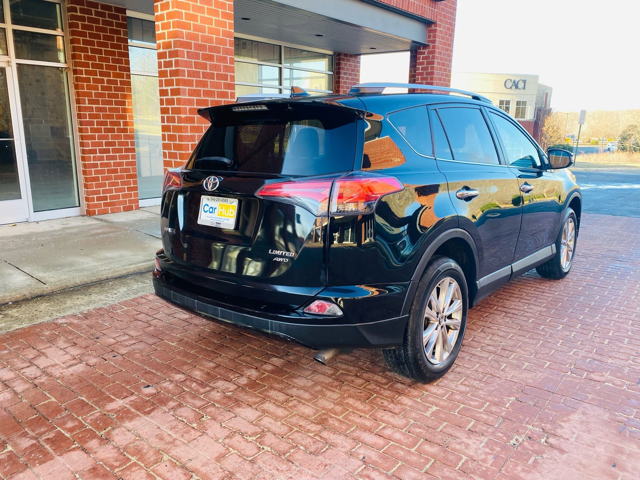 Used 2018 Toyota RAV4 Limited w/ All Weather Liner Package image 6