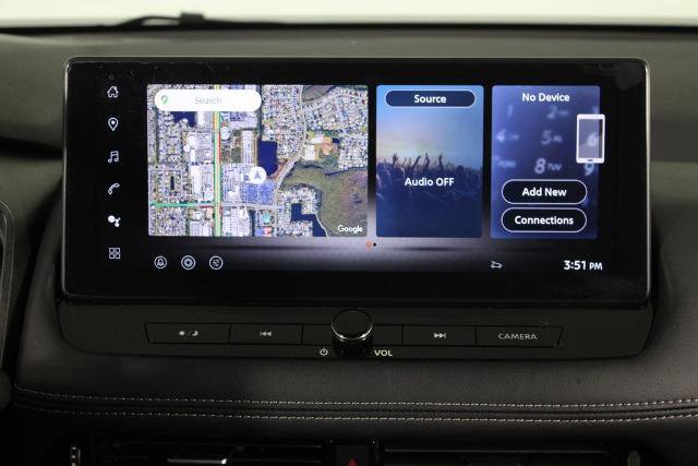 Certified 2026 Nissan Rogue SL FWD image 9