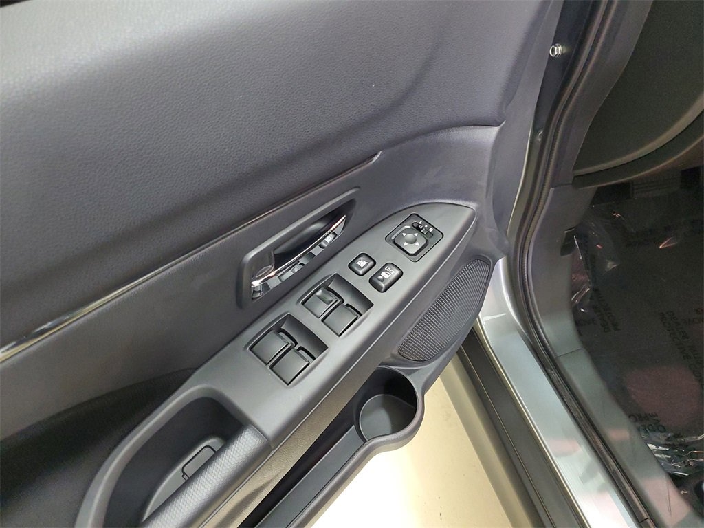 New 2025 Mitsubishi Outlander Sport AWD image 18