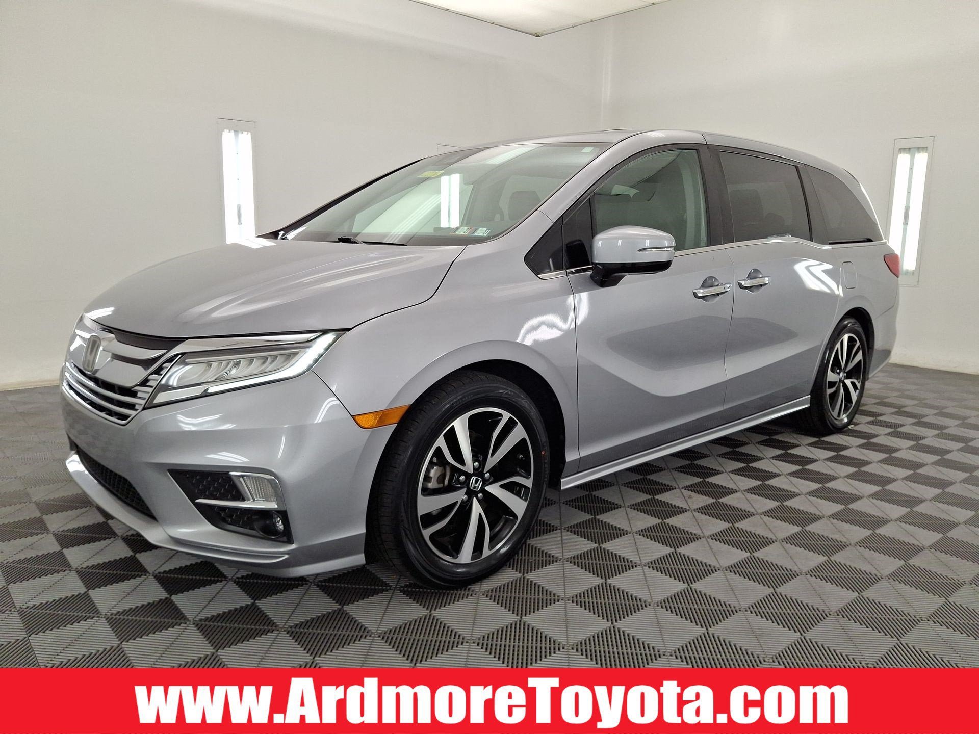 Used 2018 Honda Odyssey Elite image 1