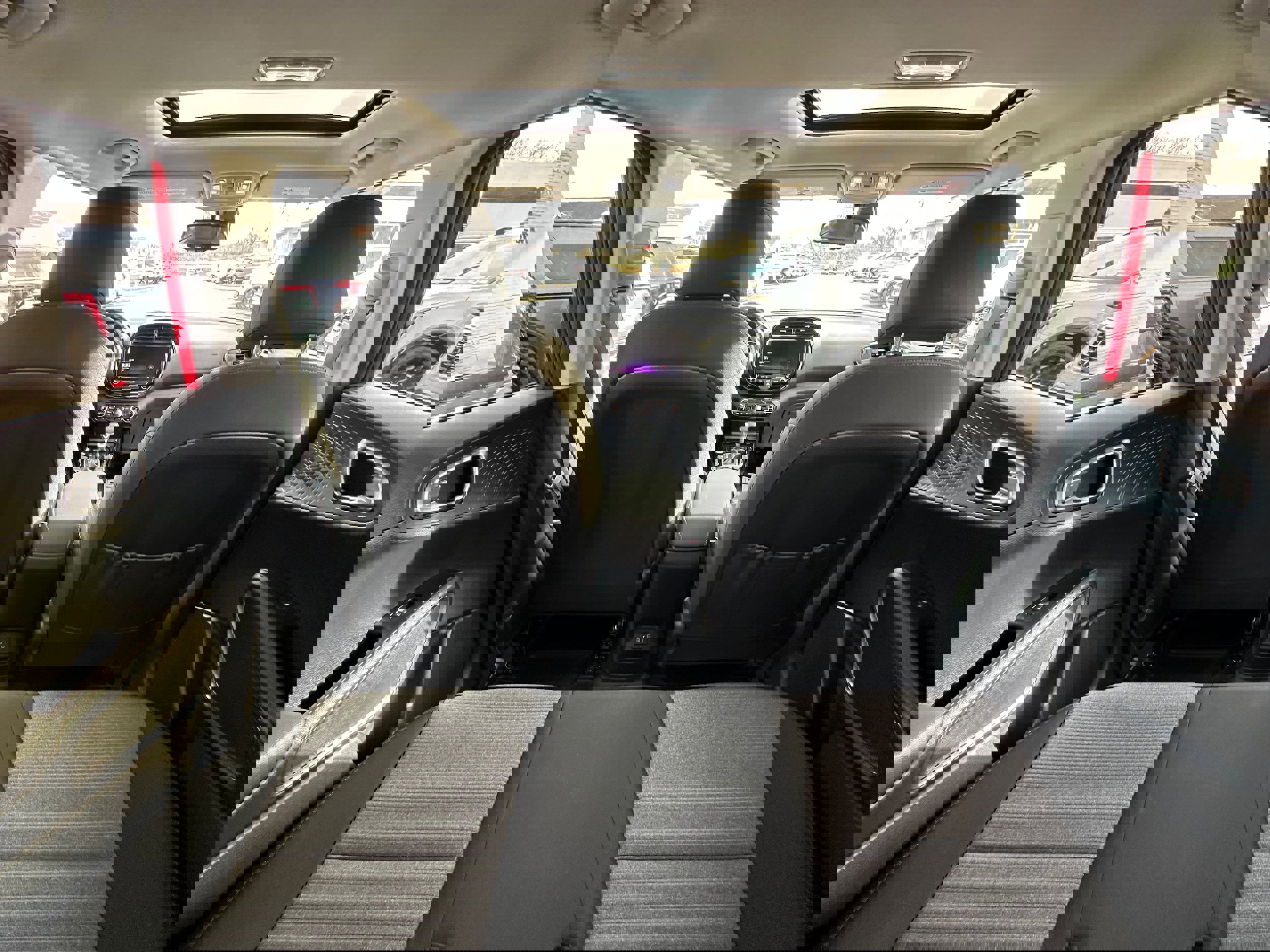 Used 2024 Kia Soul EX image 12