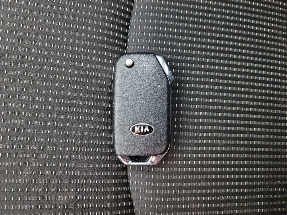 Used 2021 Kia Forte LXS FWD image 32