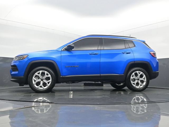 New 2025 Jeep Compass Latitude w/ Sun & Sound Group AWD/4WD image 47