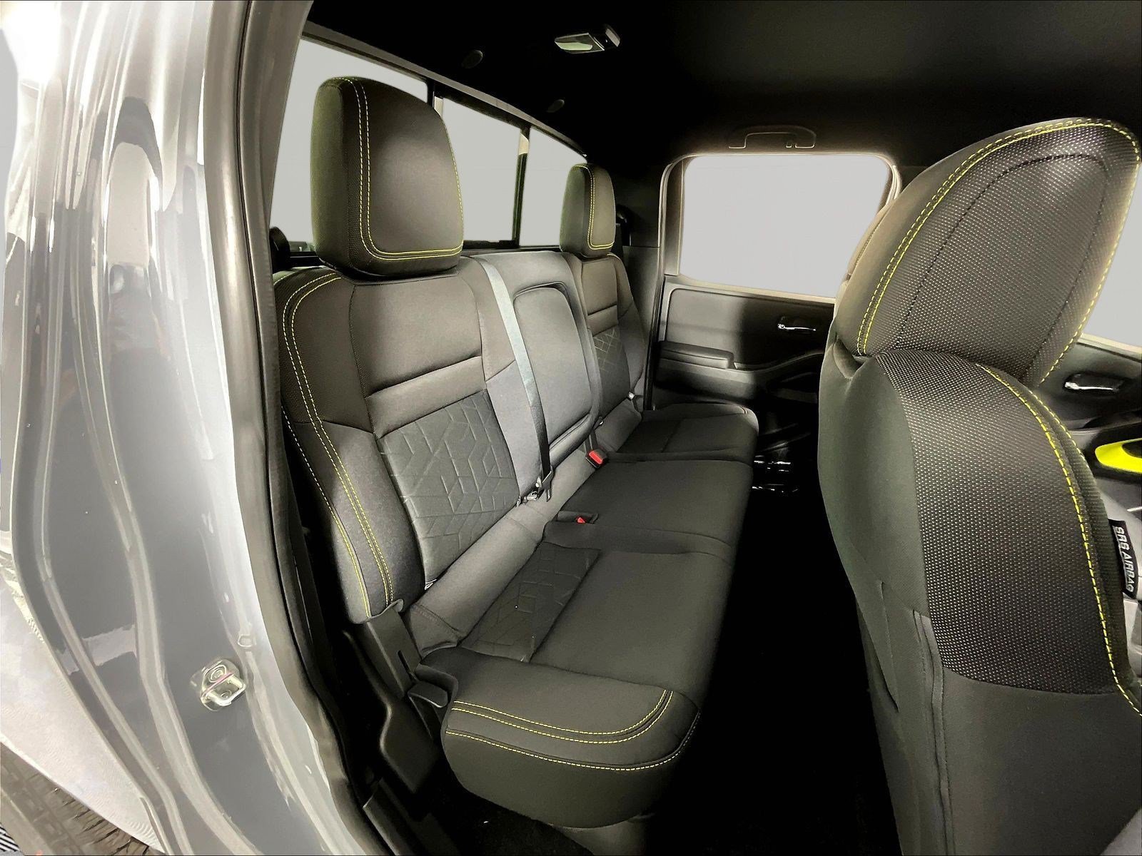 New 2027 Nissan Frontier SV w/ SV Convenience Package AWD/4WD image 19
