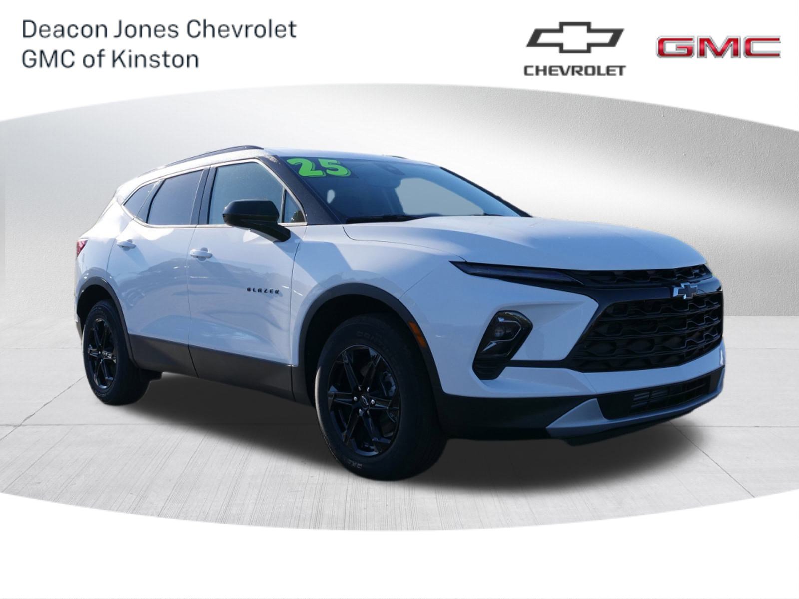 New 2025 Chevrolet Blazer LT image 1