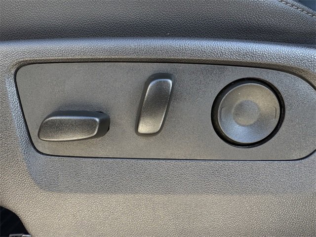 Used 2025 Chevrolet Silverado 3500 LTZ w/ LTZ Plus Package image 28