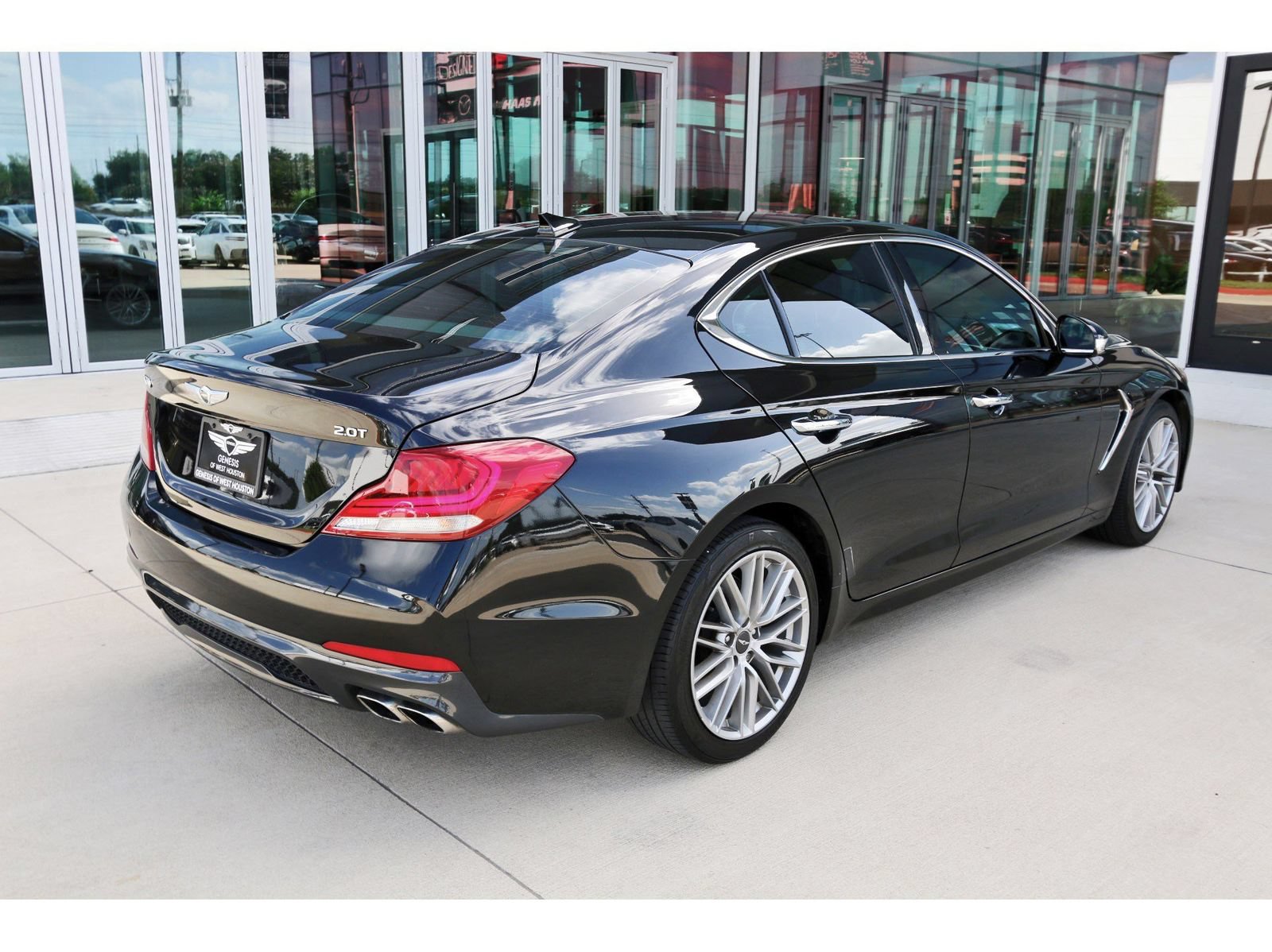 Used 2021 Genesis G70 2.0T RWD image 8