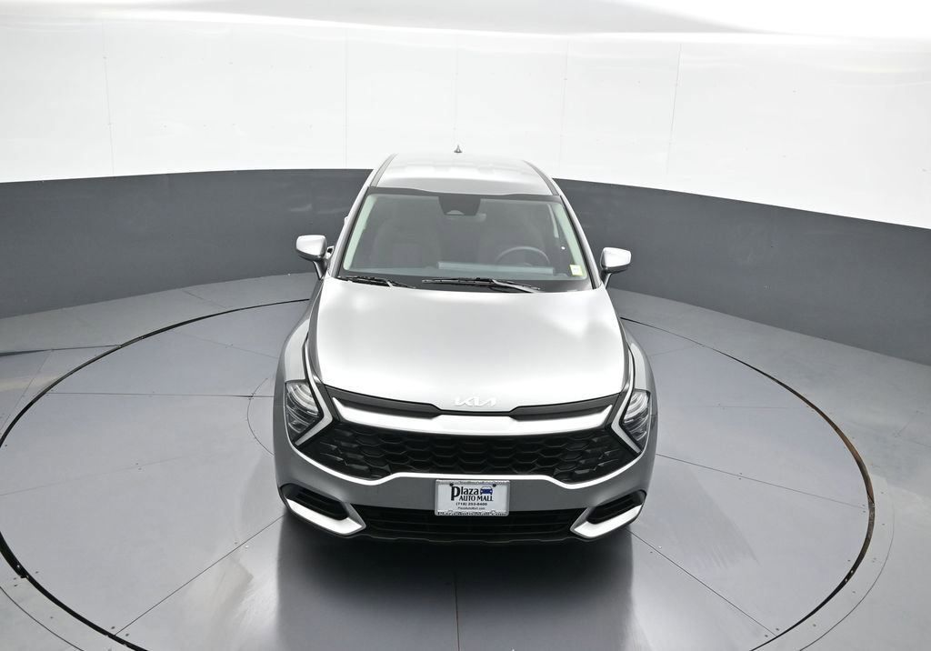 Certified 2025 Kia Sportage LX FWD image 33