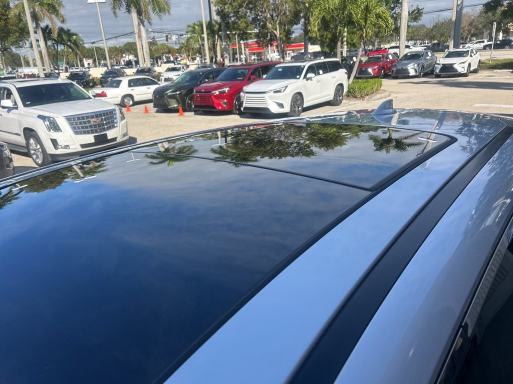 Used 2023 Acura MDX FWD w/ Technology Package image 14