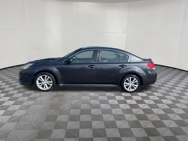 Used 2013 Subaru Legacy 2.5i Premium w/ All-Weather Pkg AWD/4WD image 2