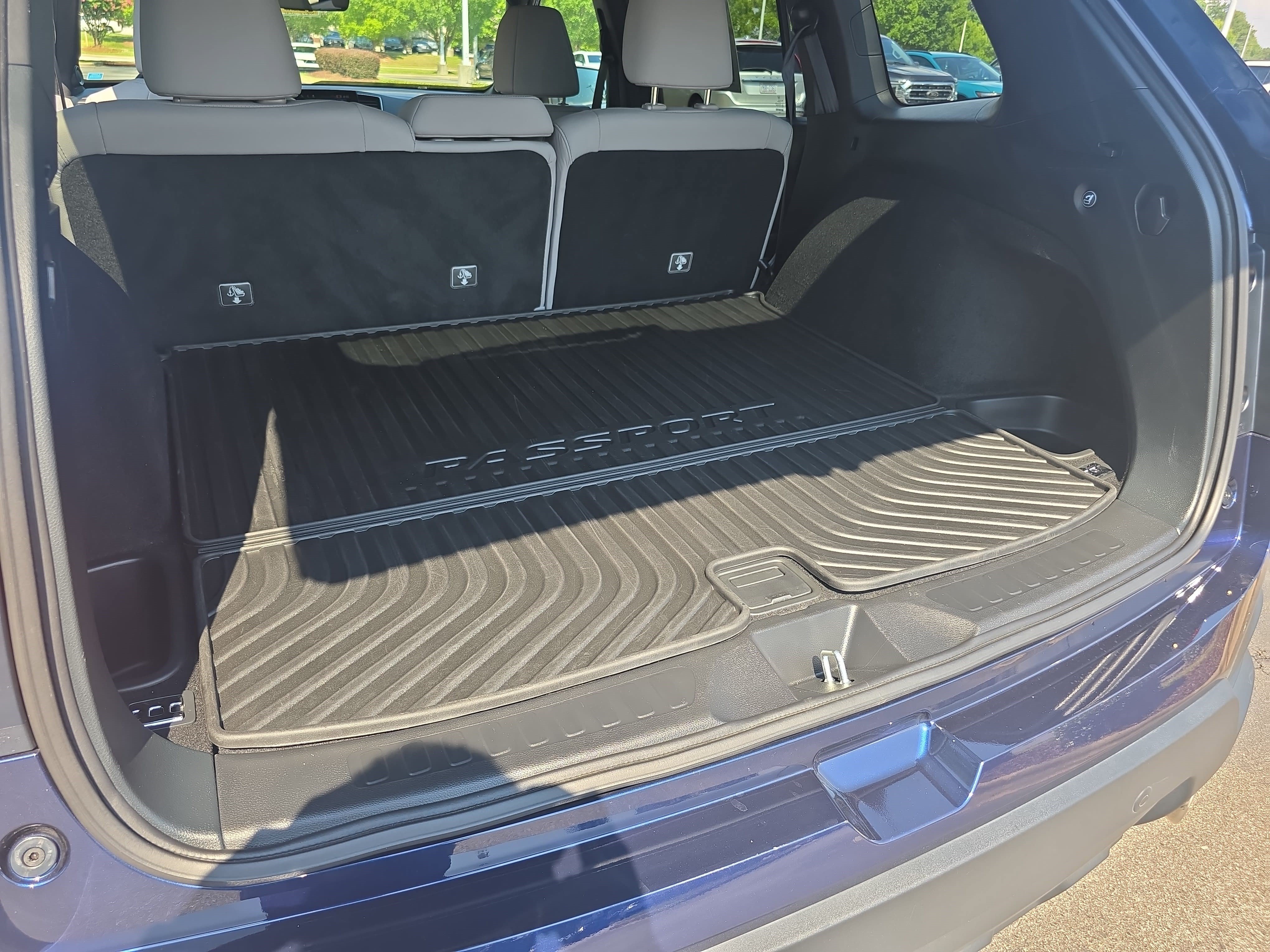 Used 2023 Honda Passport EX-L image 12