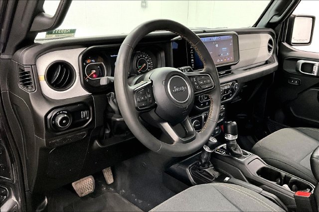 Used 2024 Jeep Wrangler Sport AWD/4WD image 16