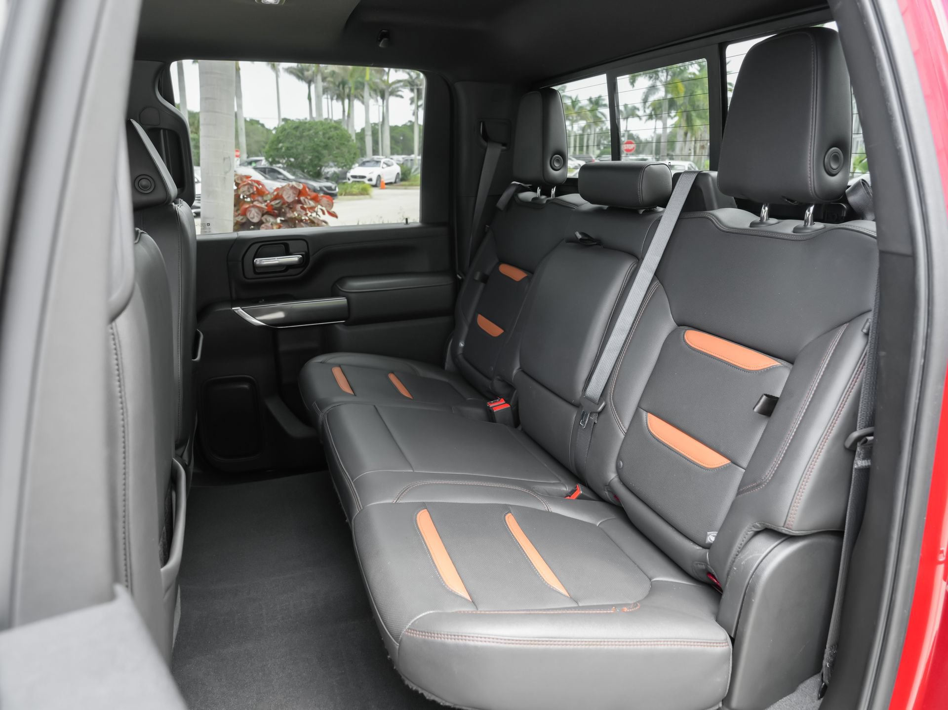 Used 2021 GMC Sierra 2500 AT4 w/ AT4 Premium Plus Package AWD/4WD image 36
