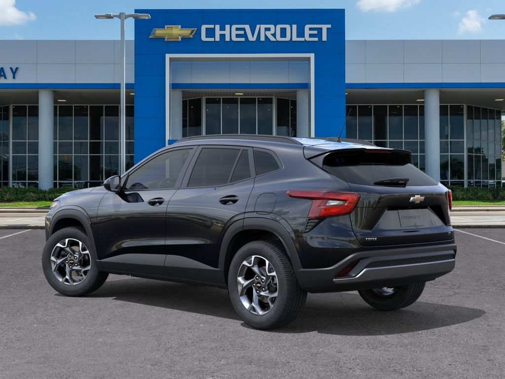 New 2026 Chevrolet Trax LT w/ Driver Confidence Package FWD image 3
