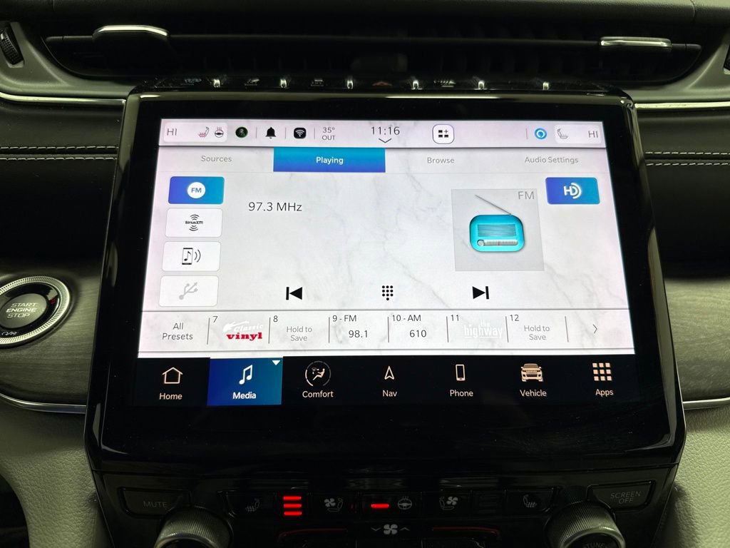 Used 2022 Jeep Grand Cherokee Overland w/ Luxury Tech Group IV image 30