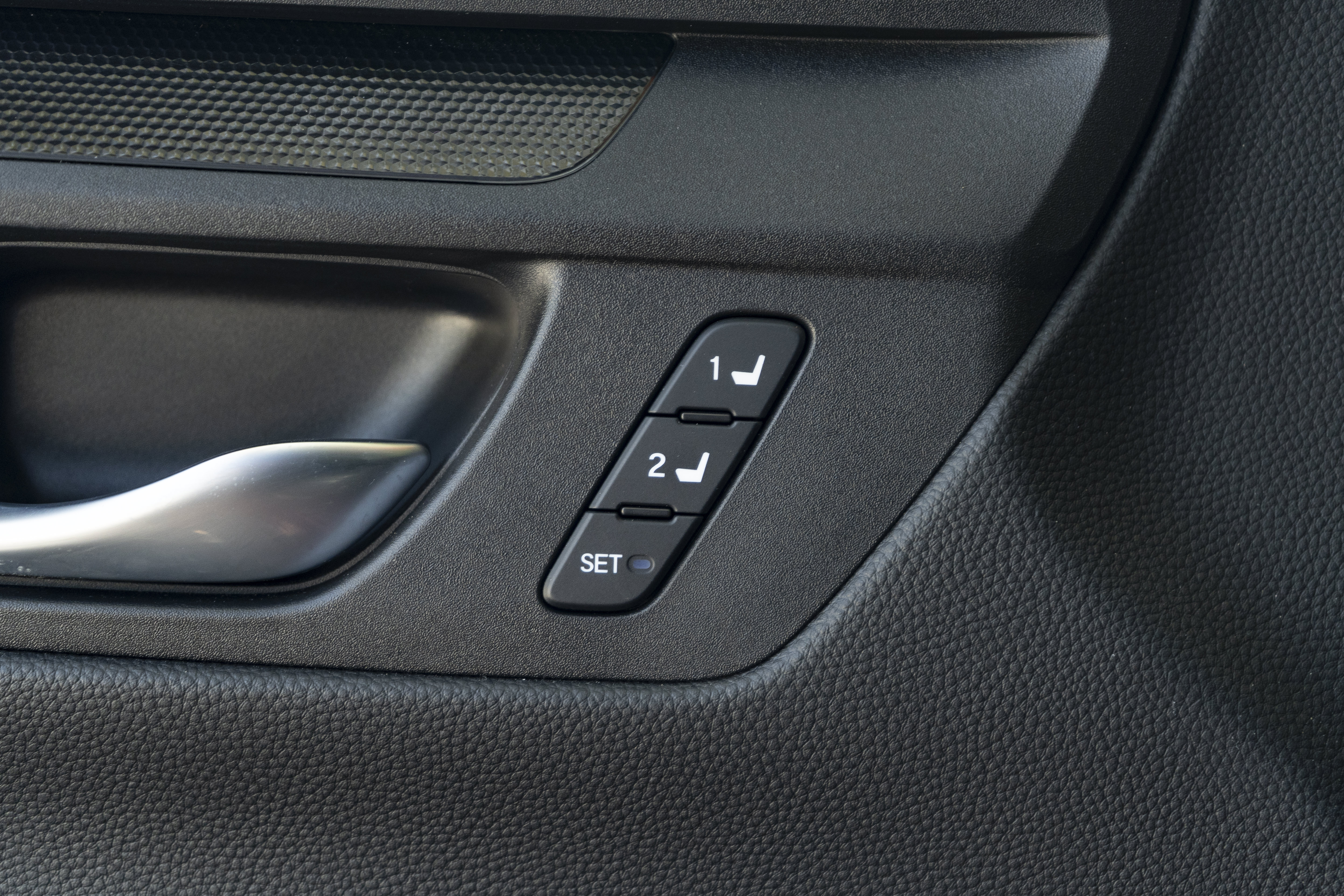 Certified 2025 Honda CR-V Sport-L image 38