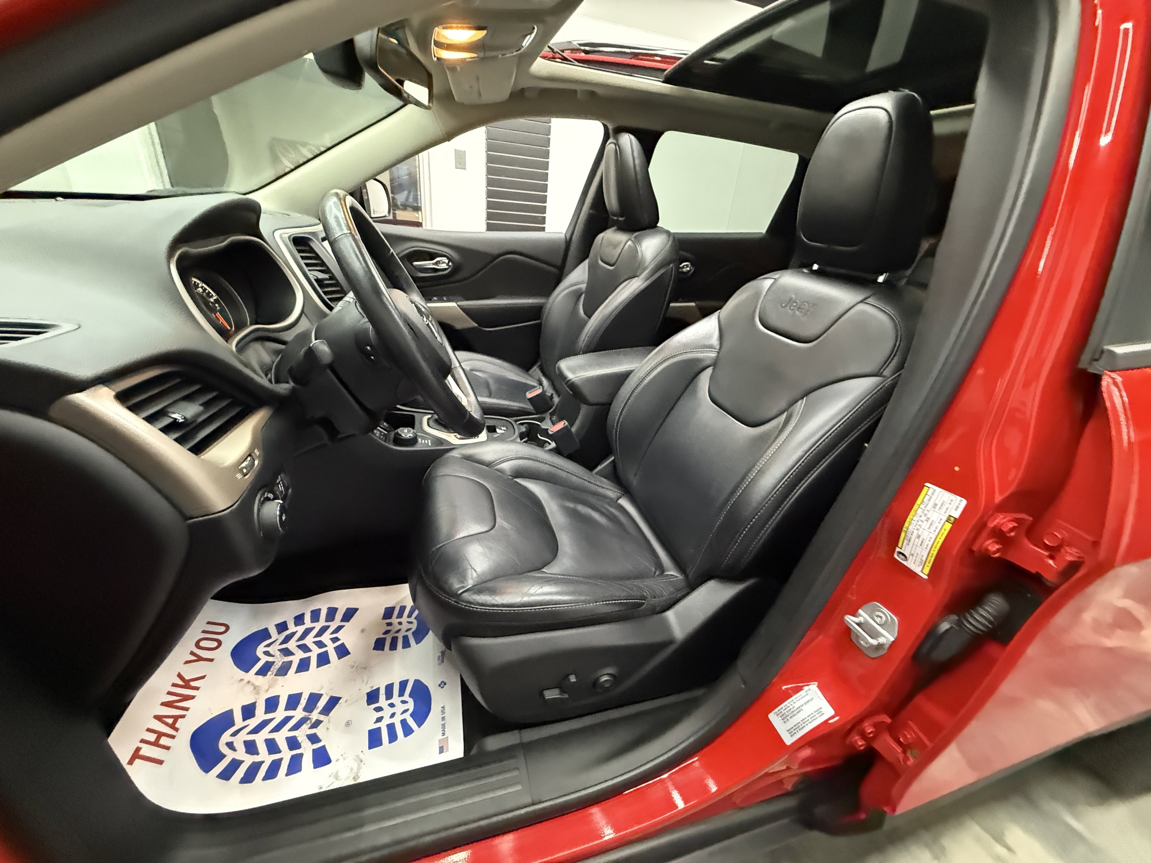 Used 2017 Jeep Cherokee High Altitude image 10