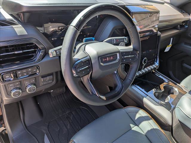 New 2026 GMC Yukon AT4 w/ AT4 Premium Plus Package image 3