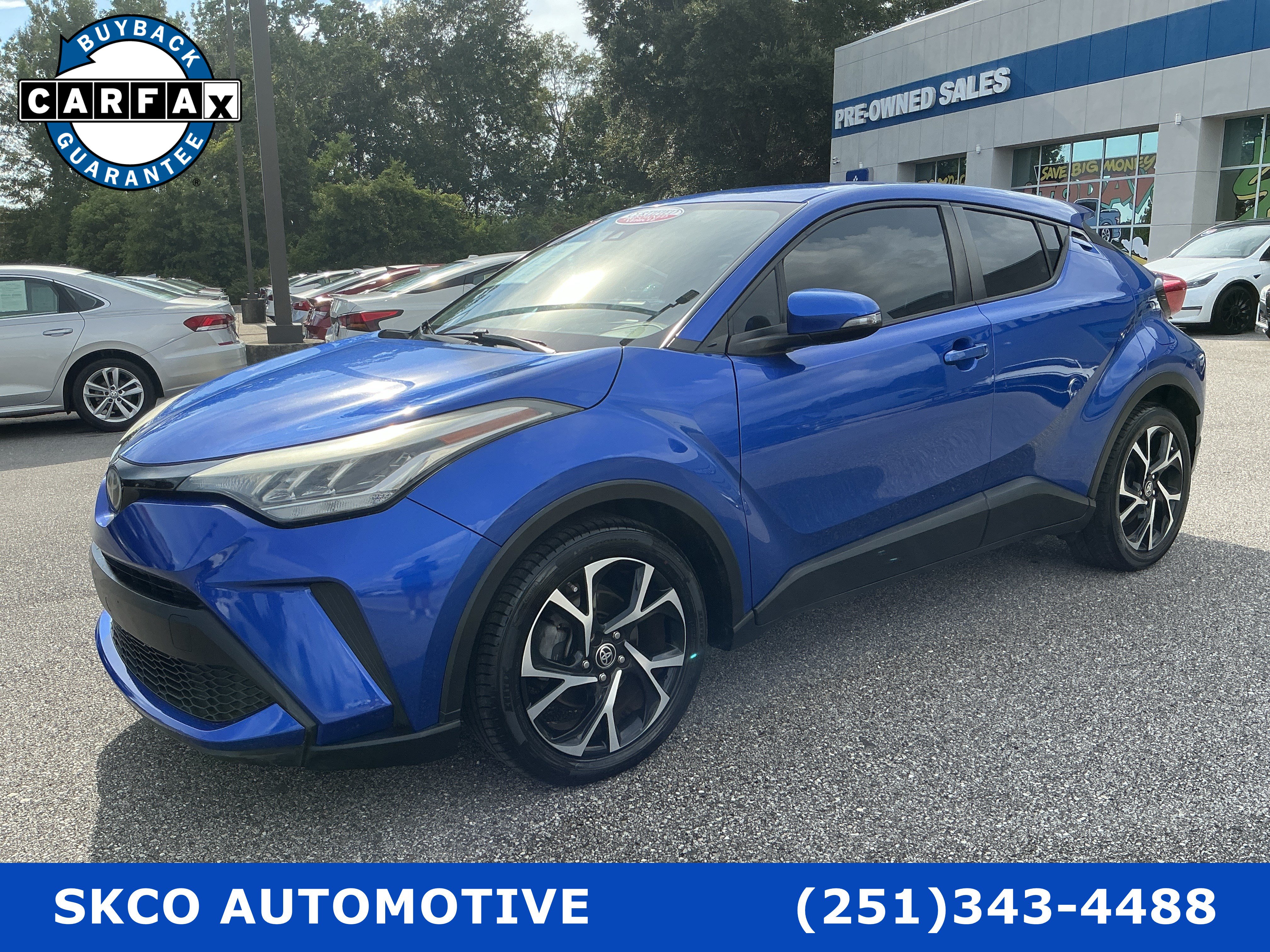 Used 2020 Toyota C-HR XLE FWD image 1